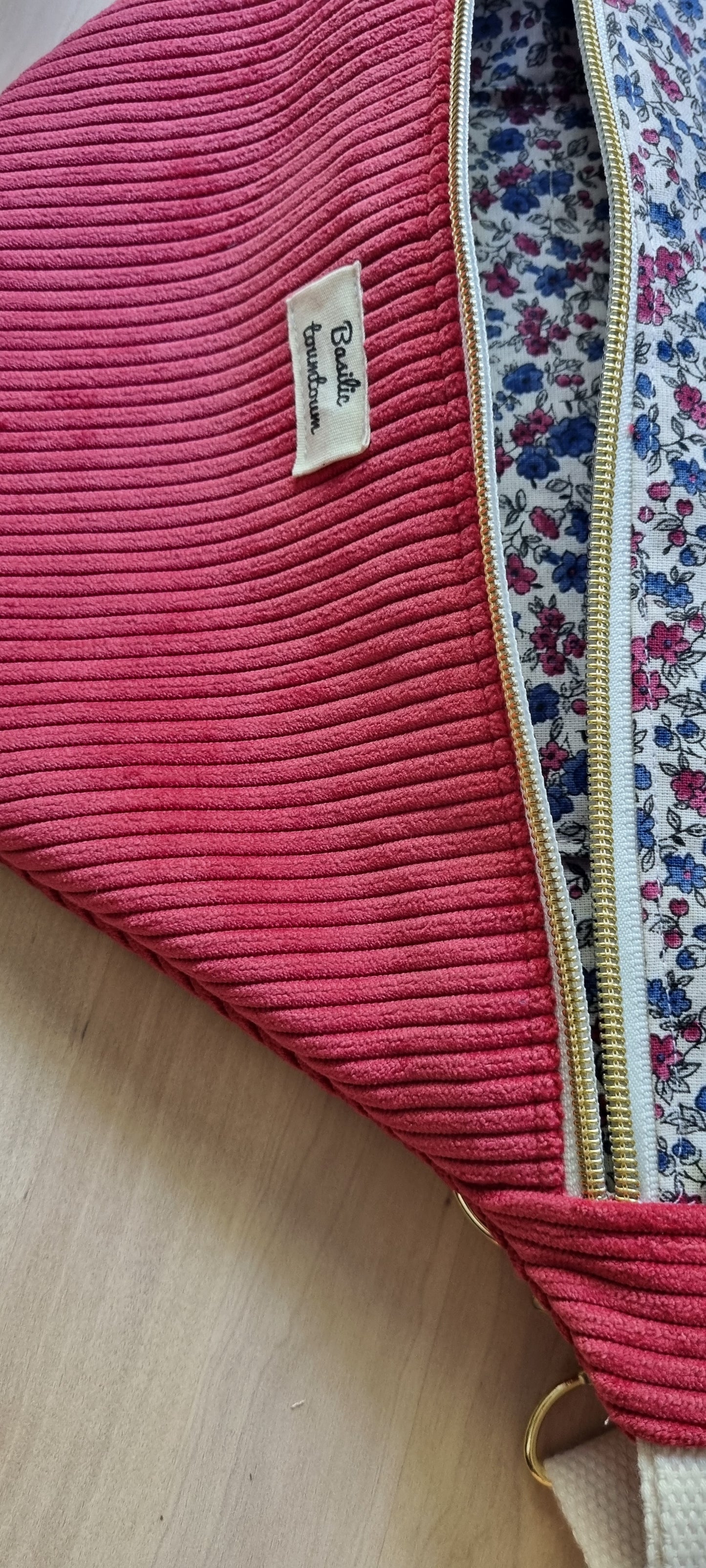 Banane velours côtelé framboise