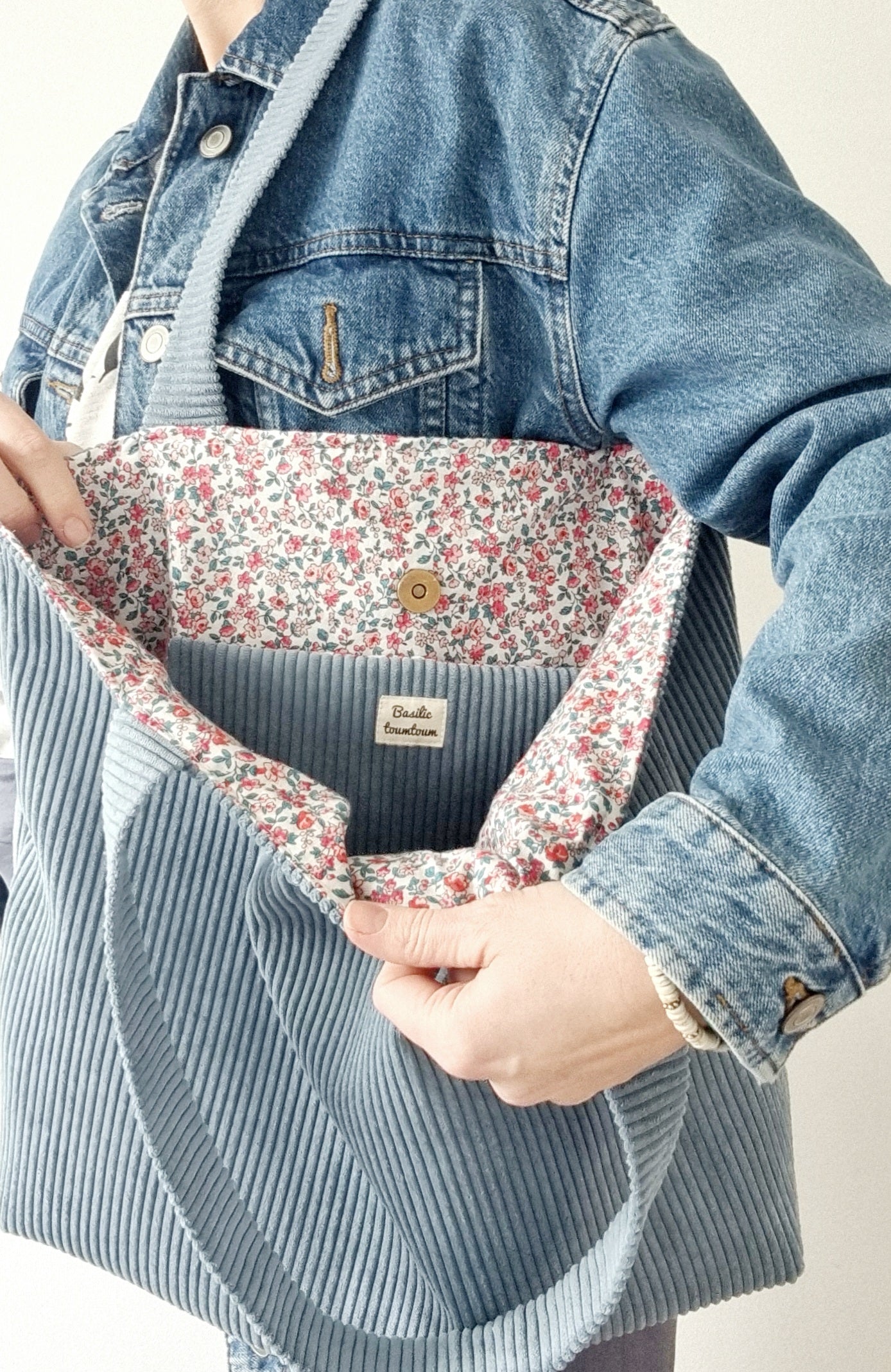 Sac cabas velours côtelé bleu denim