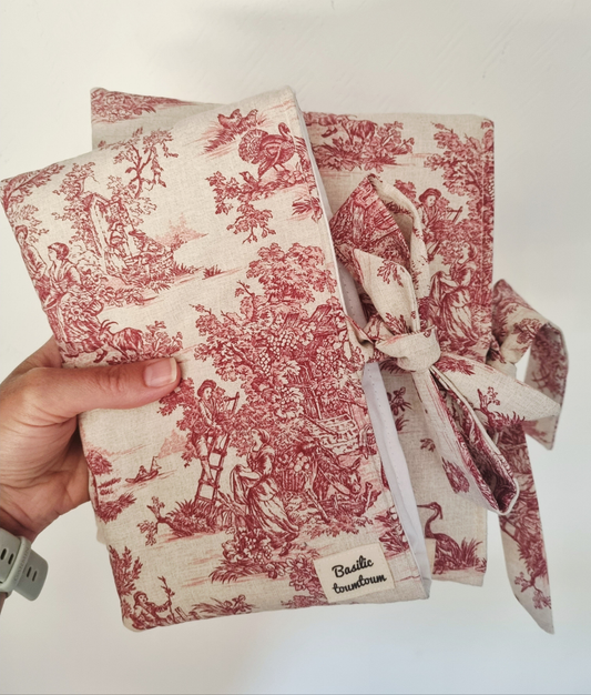 Protège livre / carnet de santé Toile de Jouy.